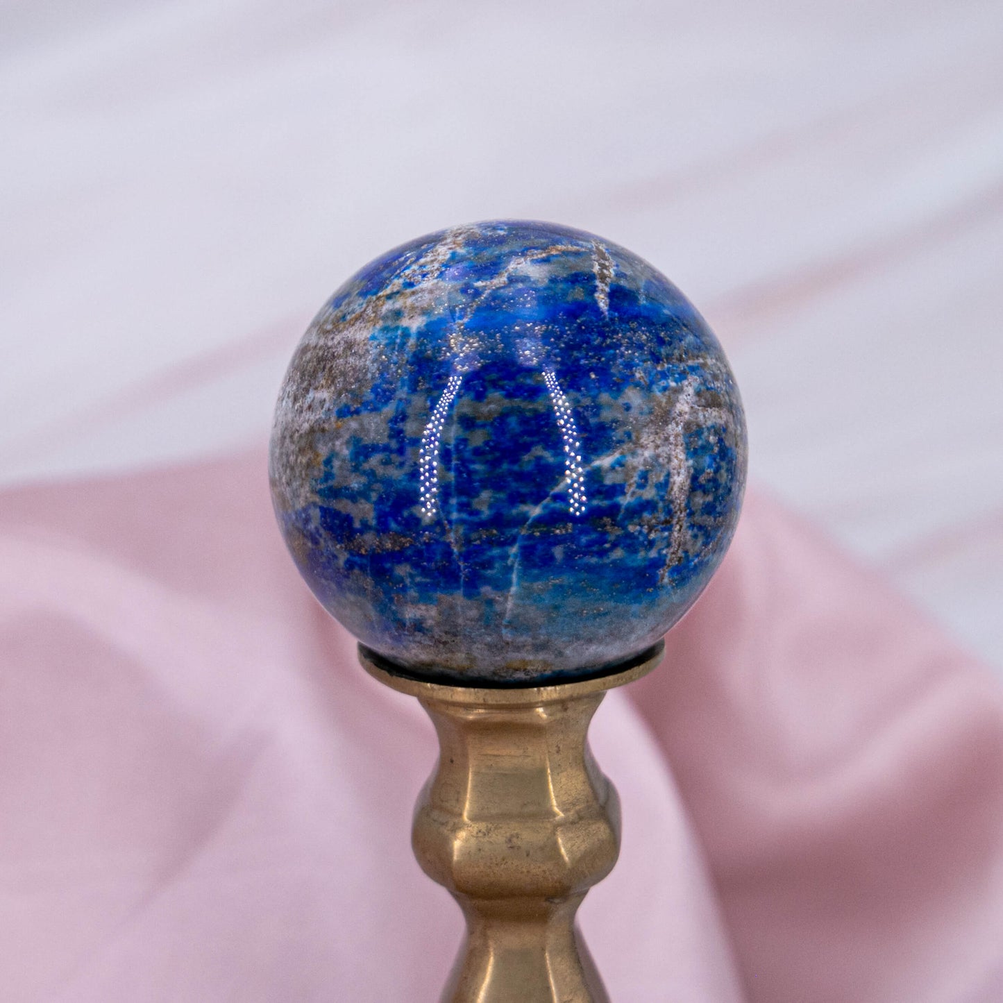 Lapislazuli Kugel blau gold sphere Kristall Edelstein Heilstein Annurah deutscher Onlineshop Lapis Lazuli