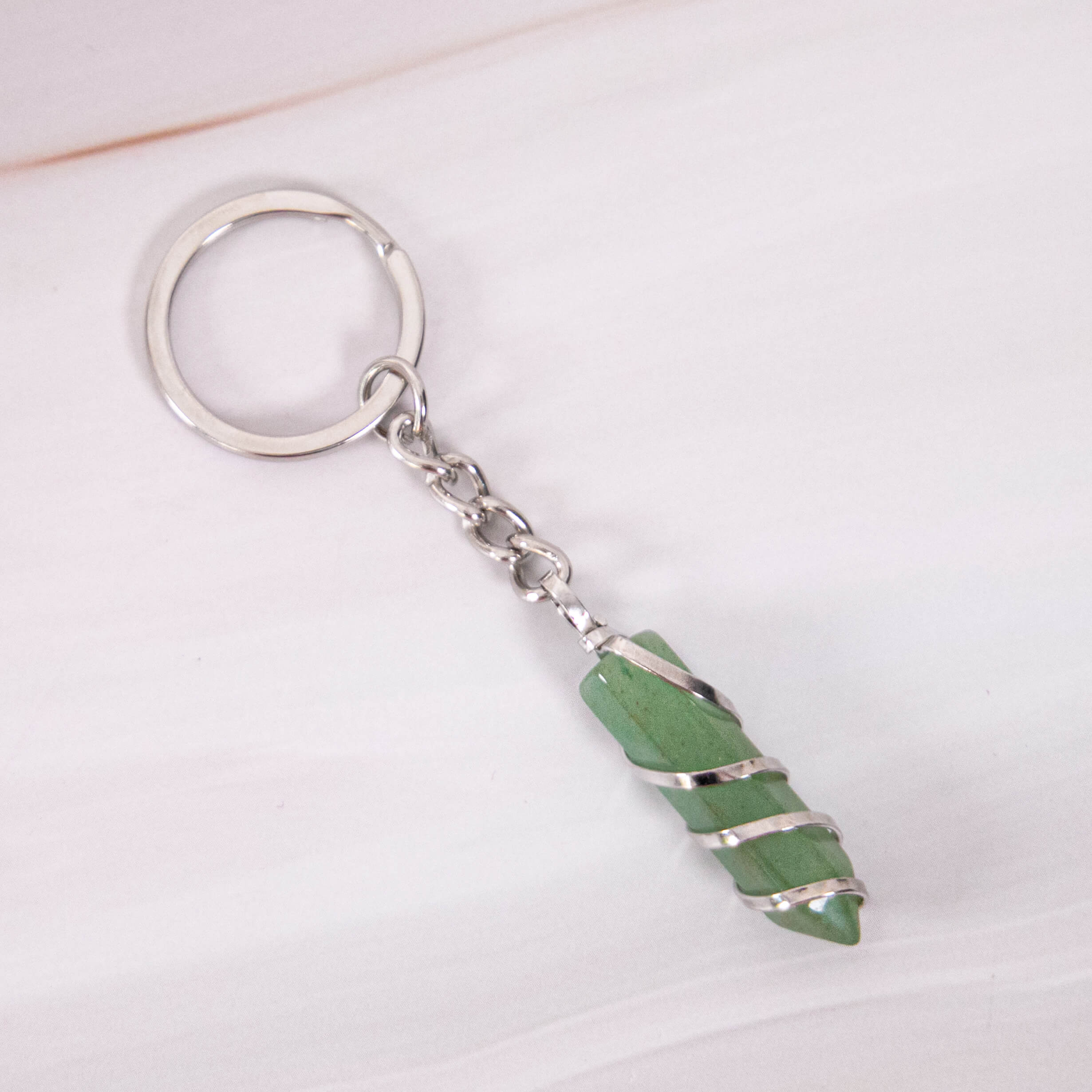 Kristall Spitze Turm Edelstein Schutzstein Heilstein Anhänger Schlüsselanhänger silber umwickelt Schutzstein Talisman Glücksbringer Aventurin grün moos