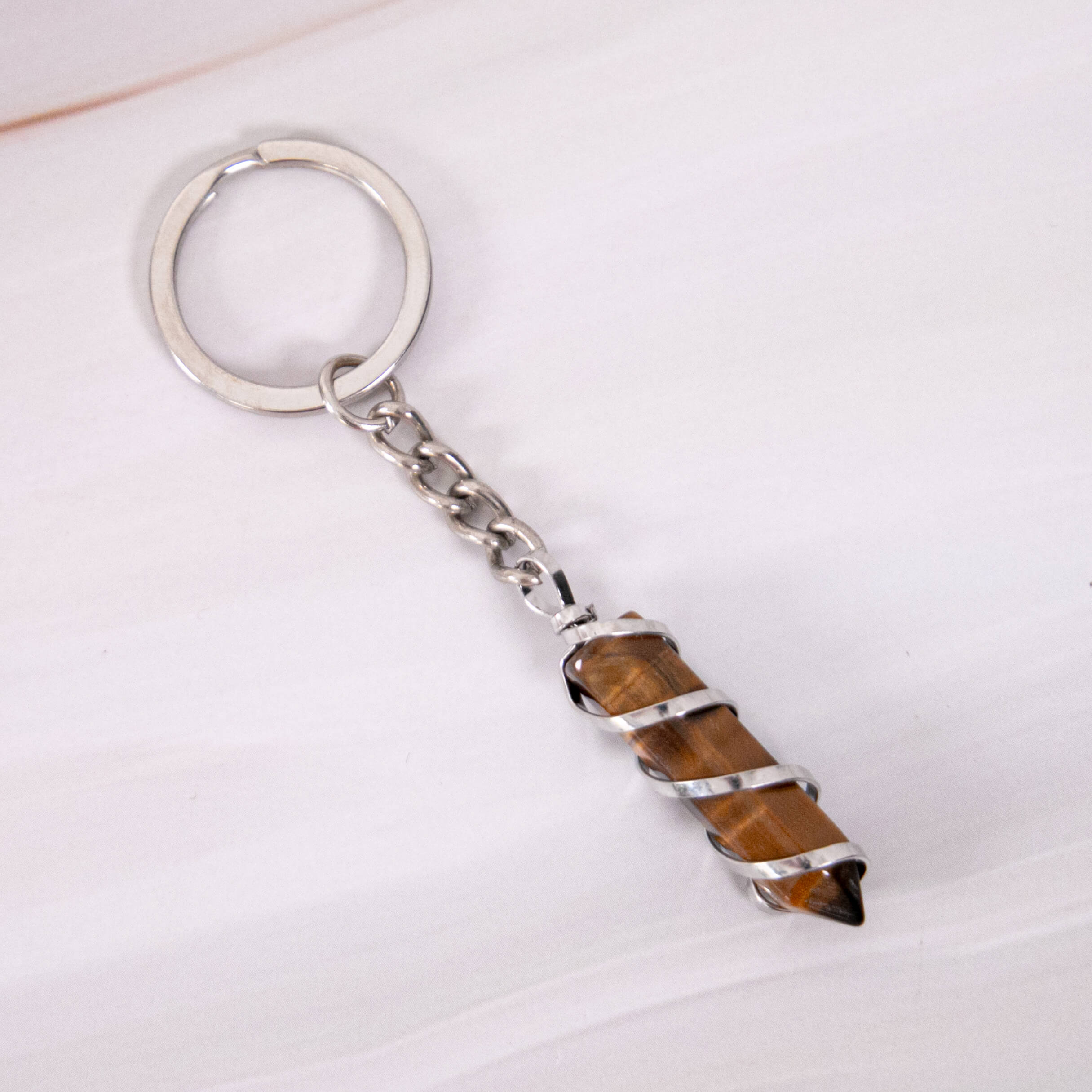 Kristall Spitze Turm Edelstein Schutzstein Heilstein Anhänger Schlüsselanhänger silber umwickelt Schutzstein Talisman Glücksbringer Tigerauge braun