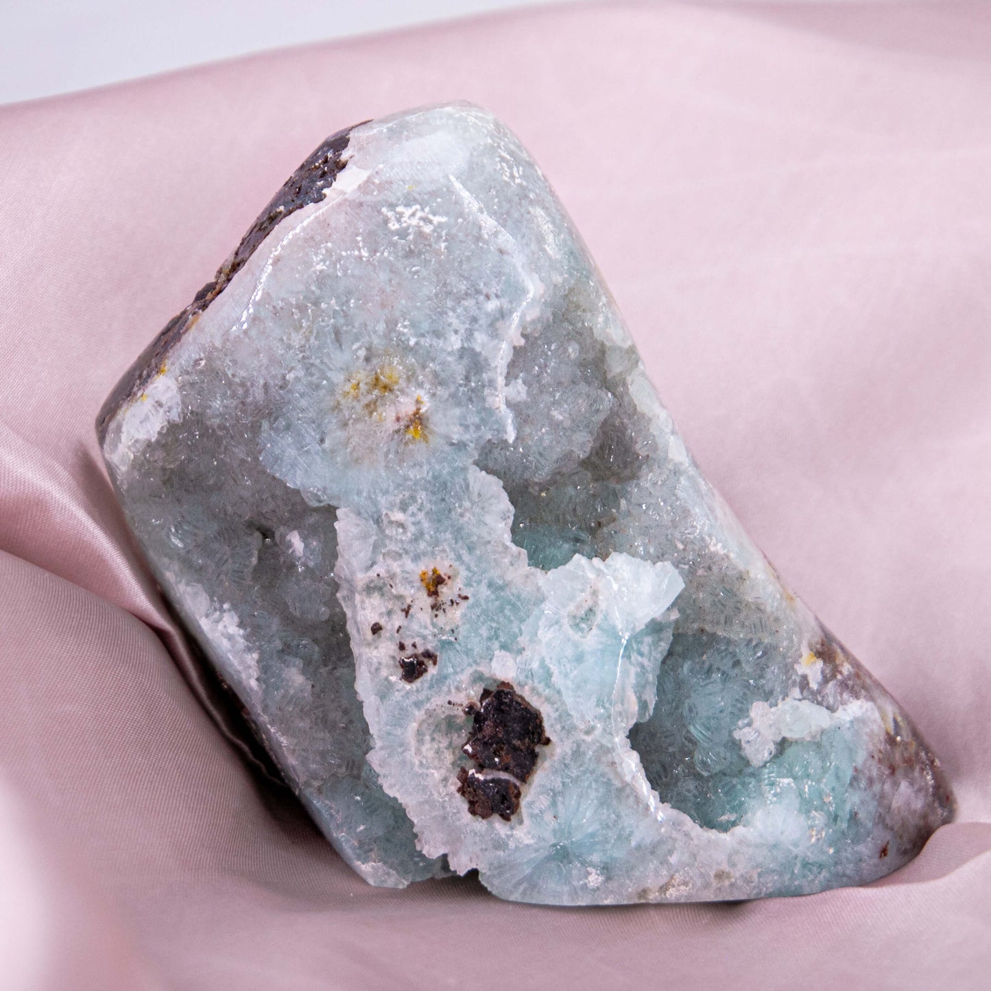Hemimorphit Morphit Hemi blau Karibik Glitzer Schimmer Kristall Edelstein Schutzstein Glücksstein Annurah deutscher Onlineshop aqua türkis Cluster Geode Rohstück Ähnlich wie das Meer, erinnert er uns, an ein auf und ab im Leben mit Höhen und Tiefen Meer Sand Sommer
