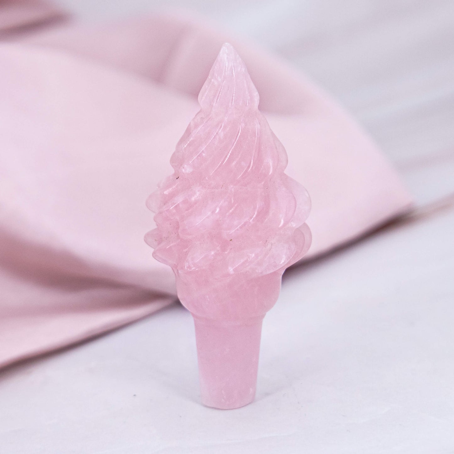 Rosenquarz Eis Eisbecher Sommer Strand Meer Softeis Carving Kristalle Heilsteine Schutzsteine Edelsteine Annurah deutscher Onlineshop rosa