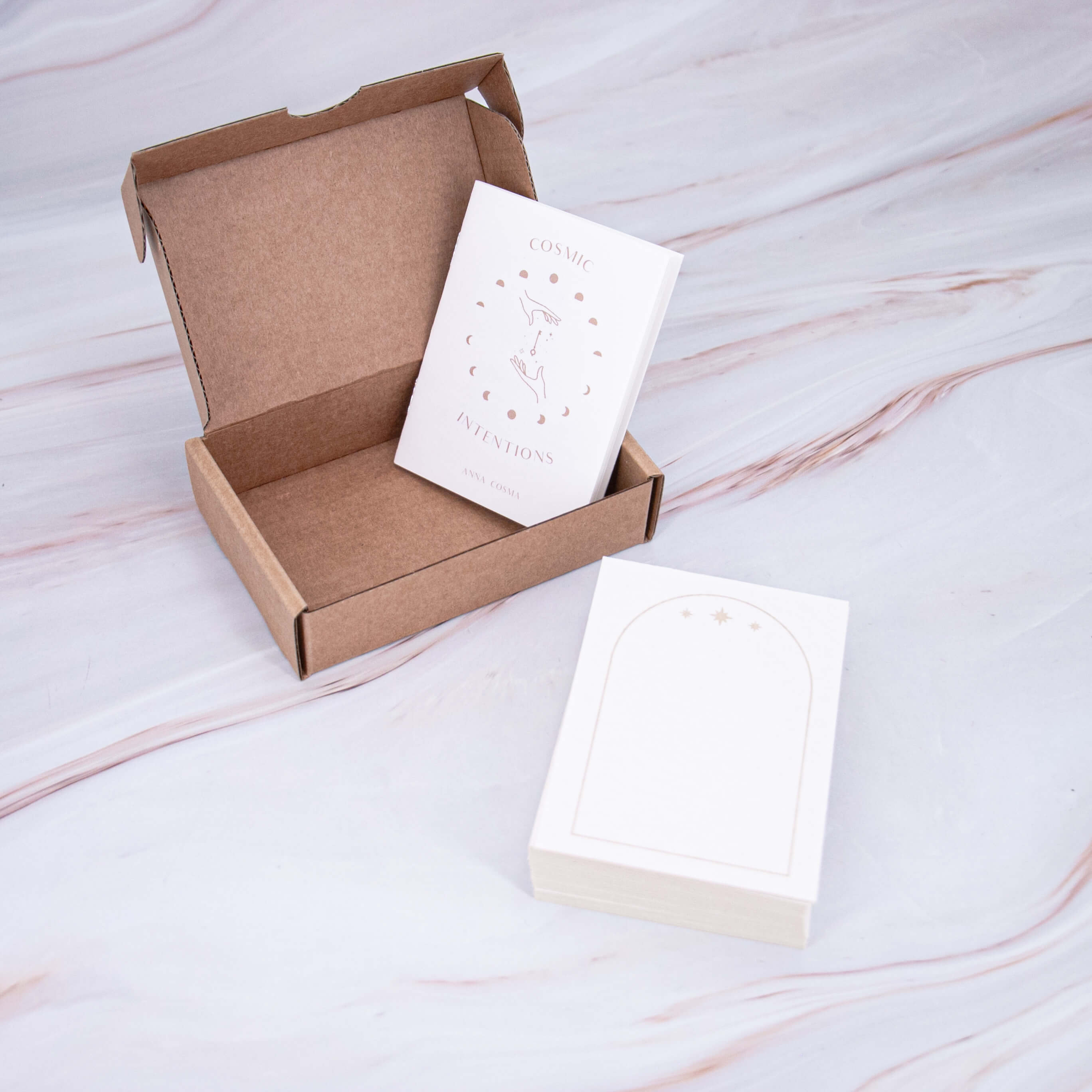 Cosmic Intentions Card Set Annurah deutscher Onlineshop Motte Schmetterling Pappe selbstgemacht Small Business Pappkarton Buch Büchlein Erklärungen
