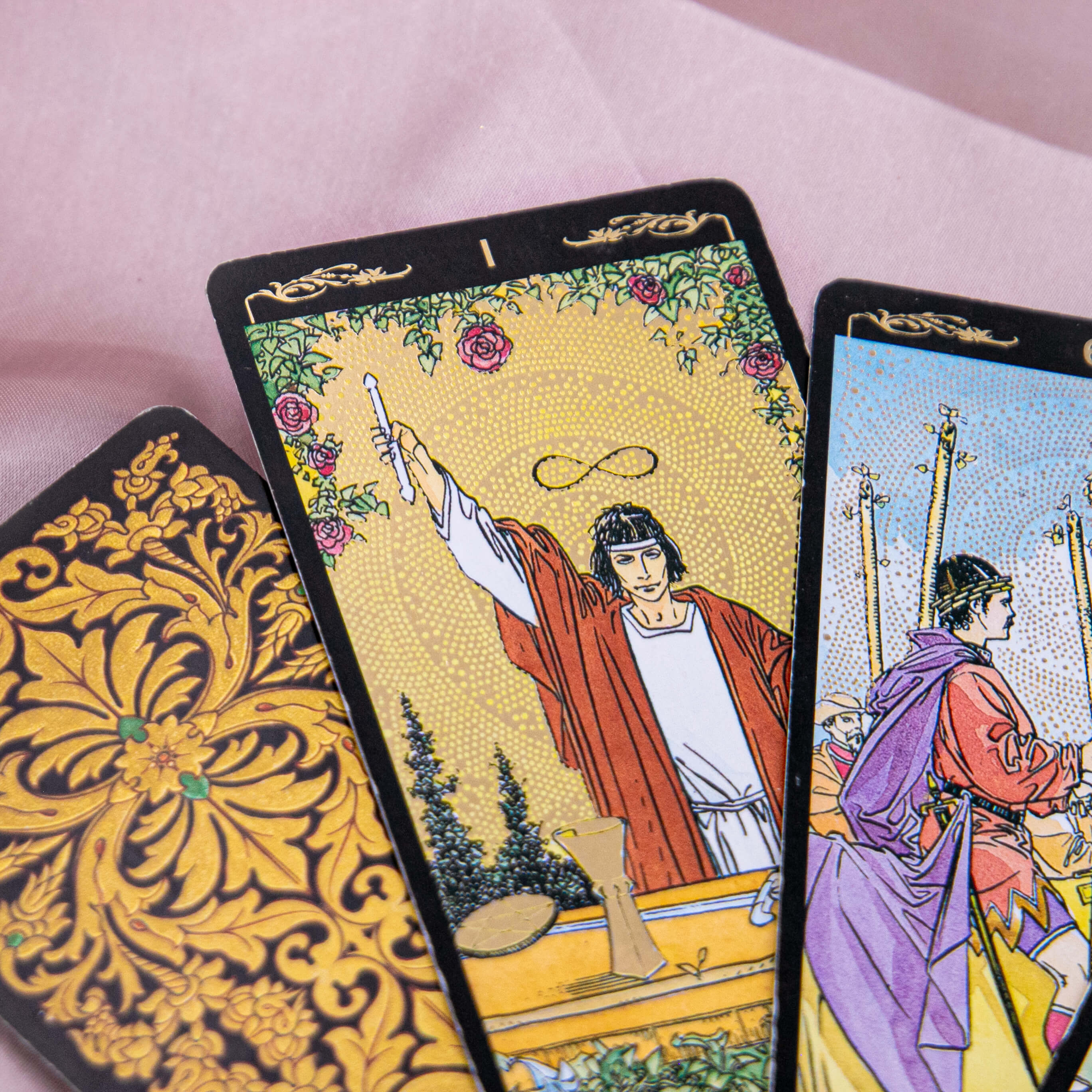 Golden Universal Tarot