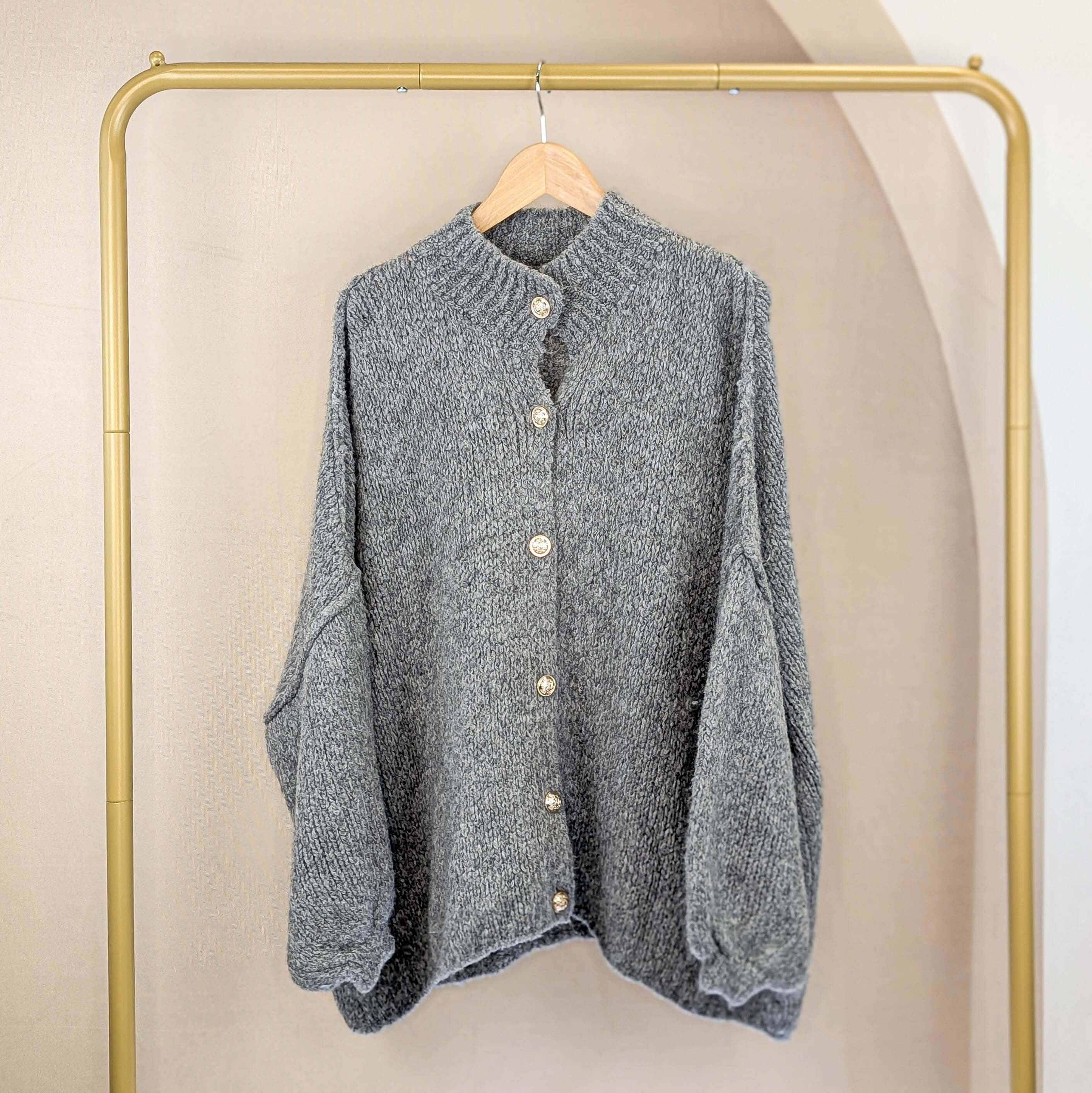 Cardigan mit Knöpfen Grau