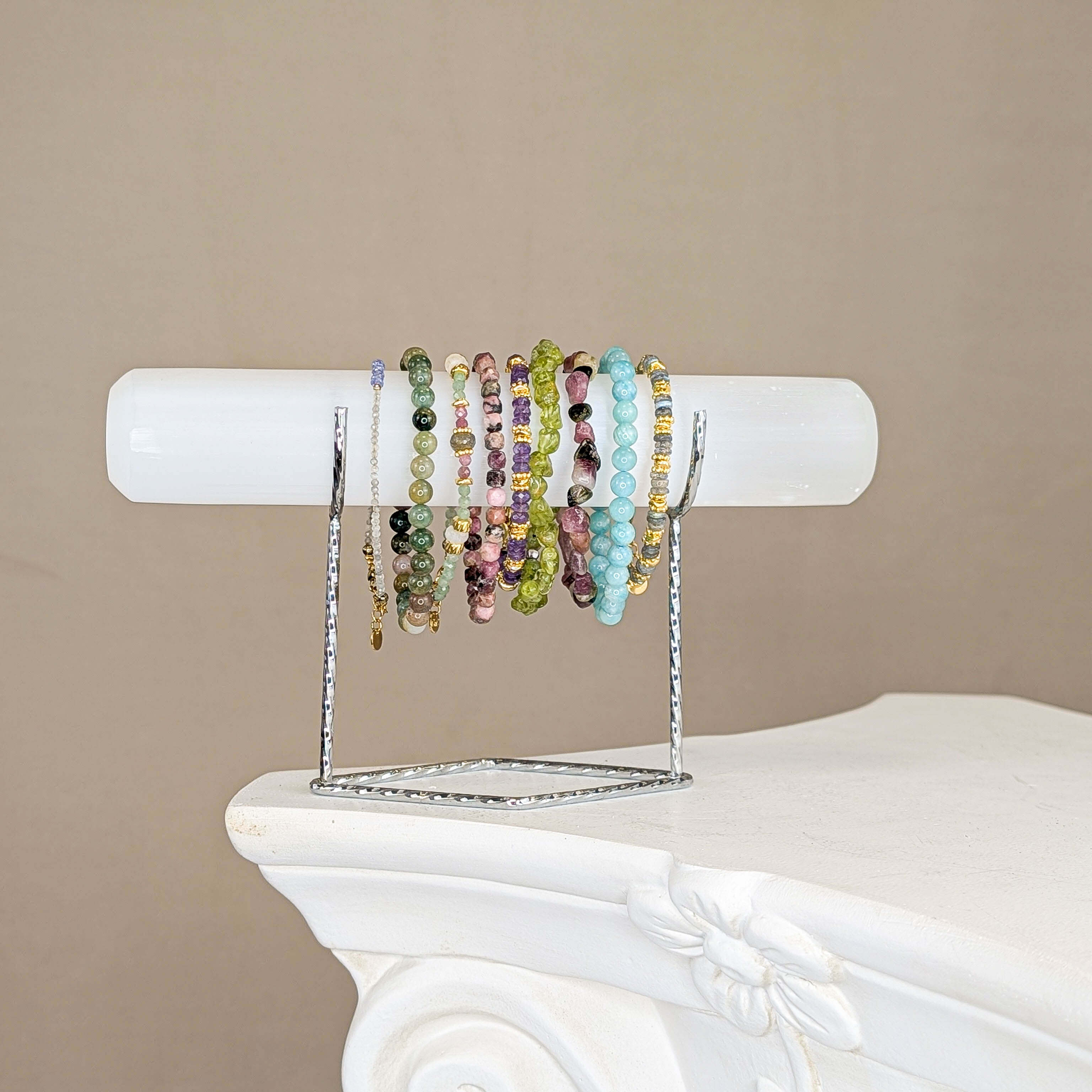 Selenit-Armbandhalter Silber