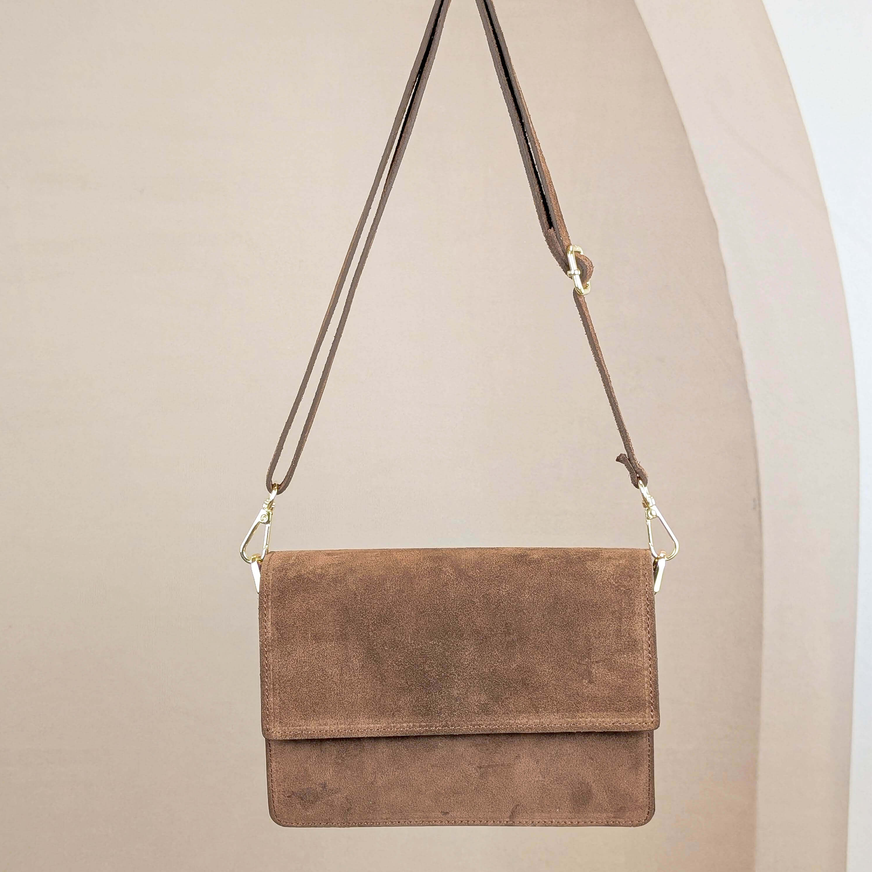 Minimalistische Wildledertasche Braun