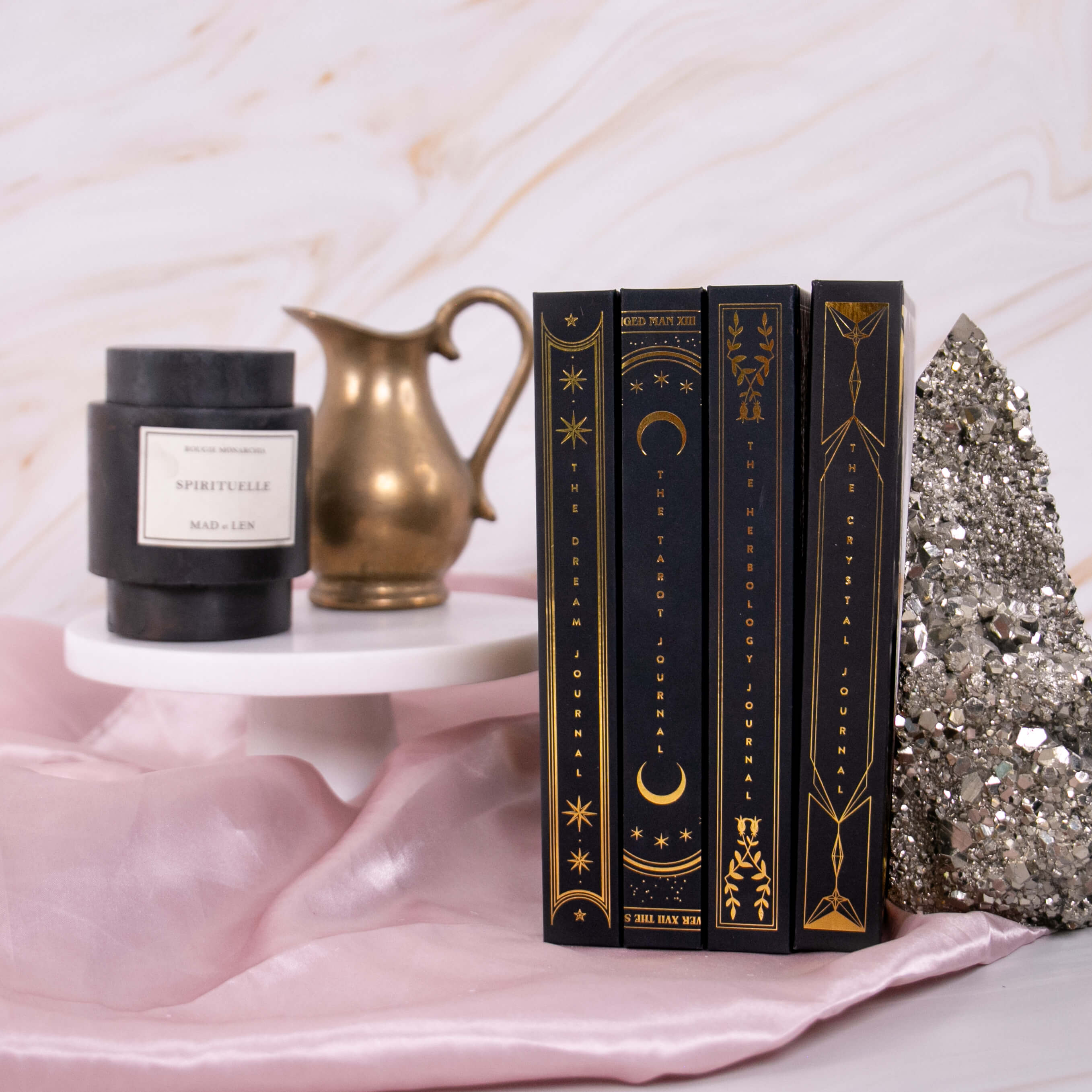 Crystal Journal Buch Book Kristalle Edelsteine schwarz Annurah deutscher Onlineshop Büchersammlung Journal Sammlung Kollektion
