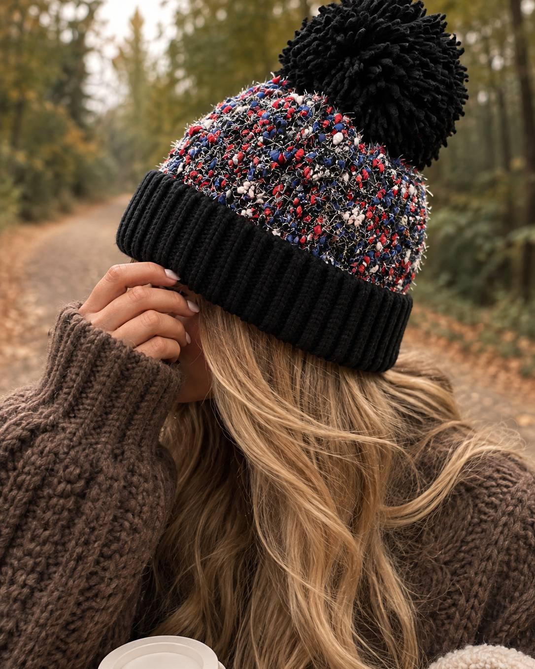 Glitzer Strickmütze mit Bommel