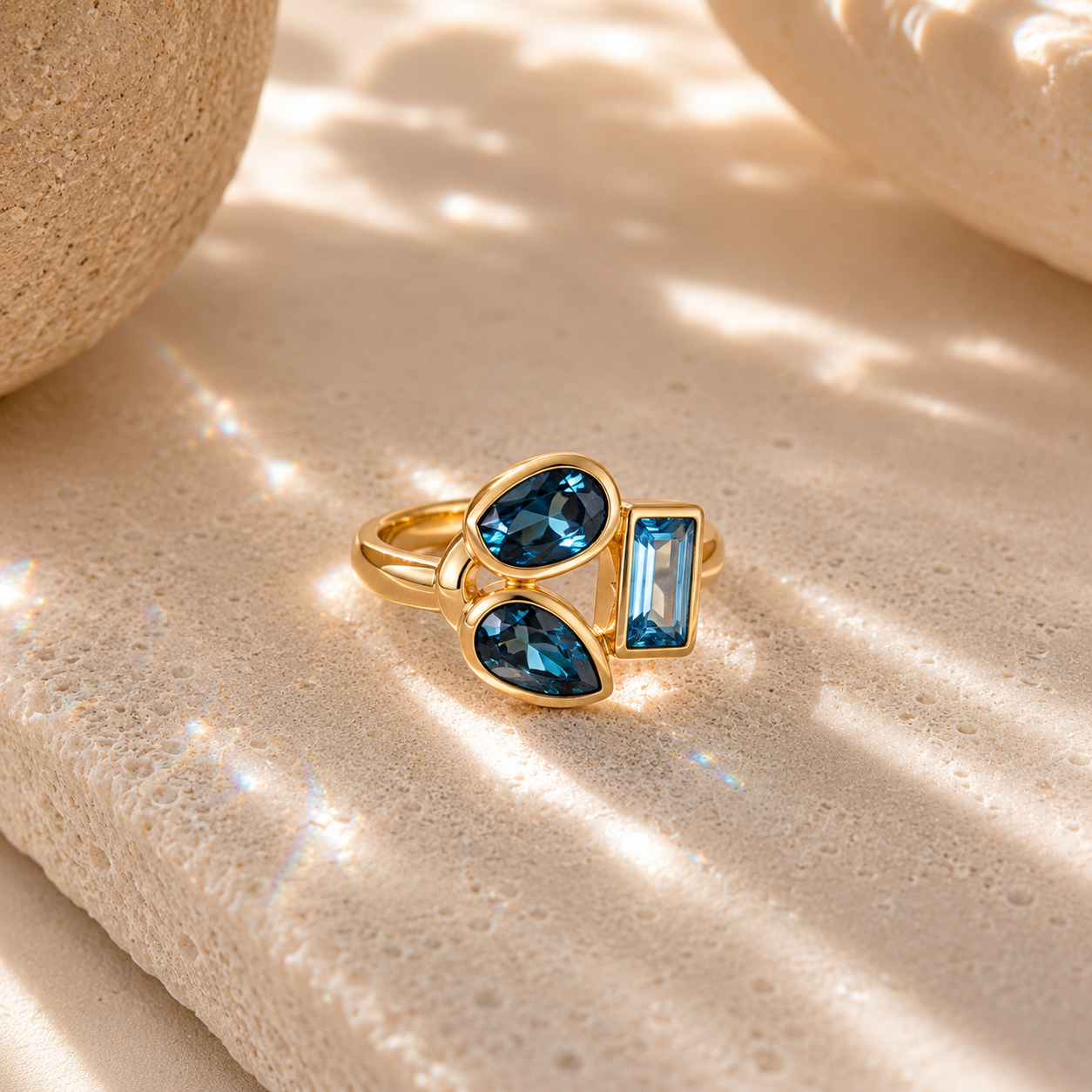 London Blue Topas Ring aus 925 Sterling Silber vergoldet | Größe 55