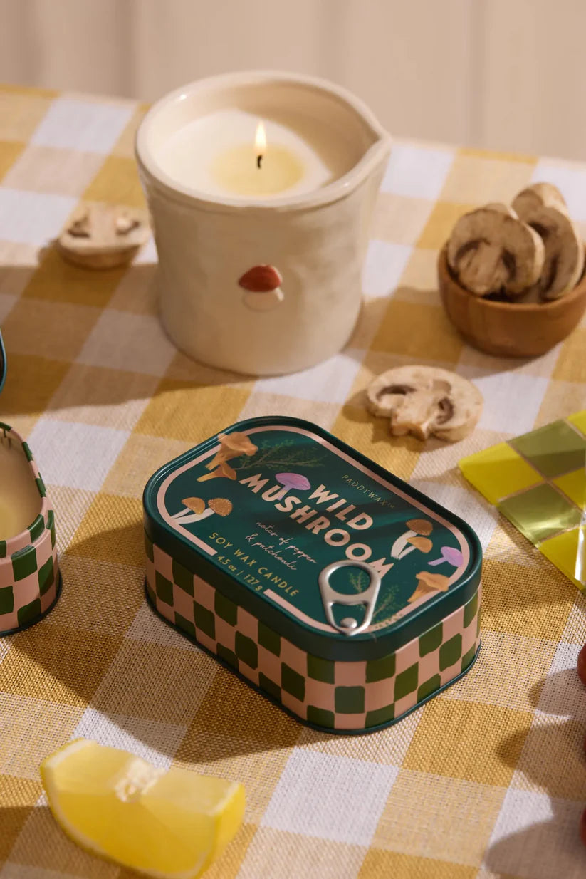 Wild Mushroom Duftkerze in Metalldose - Patchouli & Pfeffer – Paddywax Bistro Kollektion
