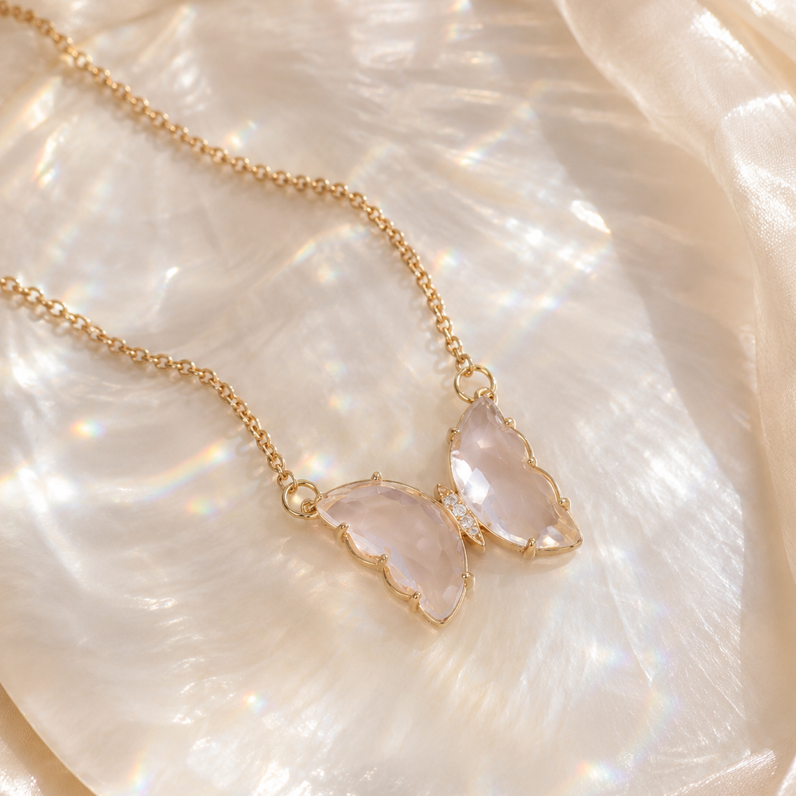 Clear Crystal Butterfly Kette – Edelstahl Halskette mit funkelndem Schmetterling
