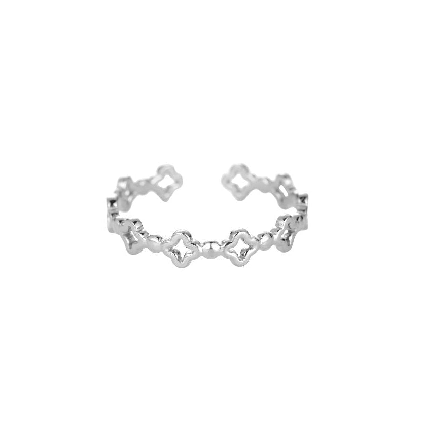 Clover Dot Ring