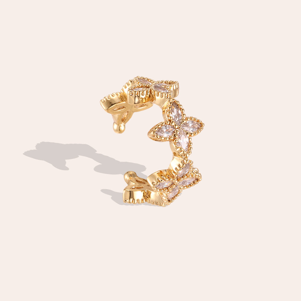 Vergoldeter Ear Cuff „Kleeblatt“