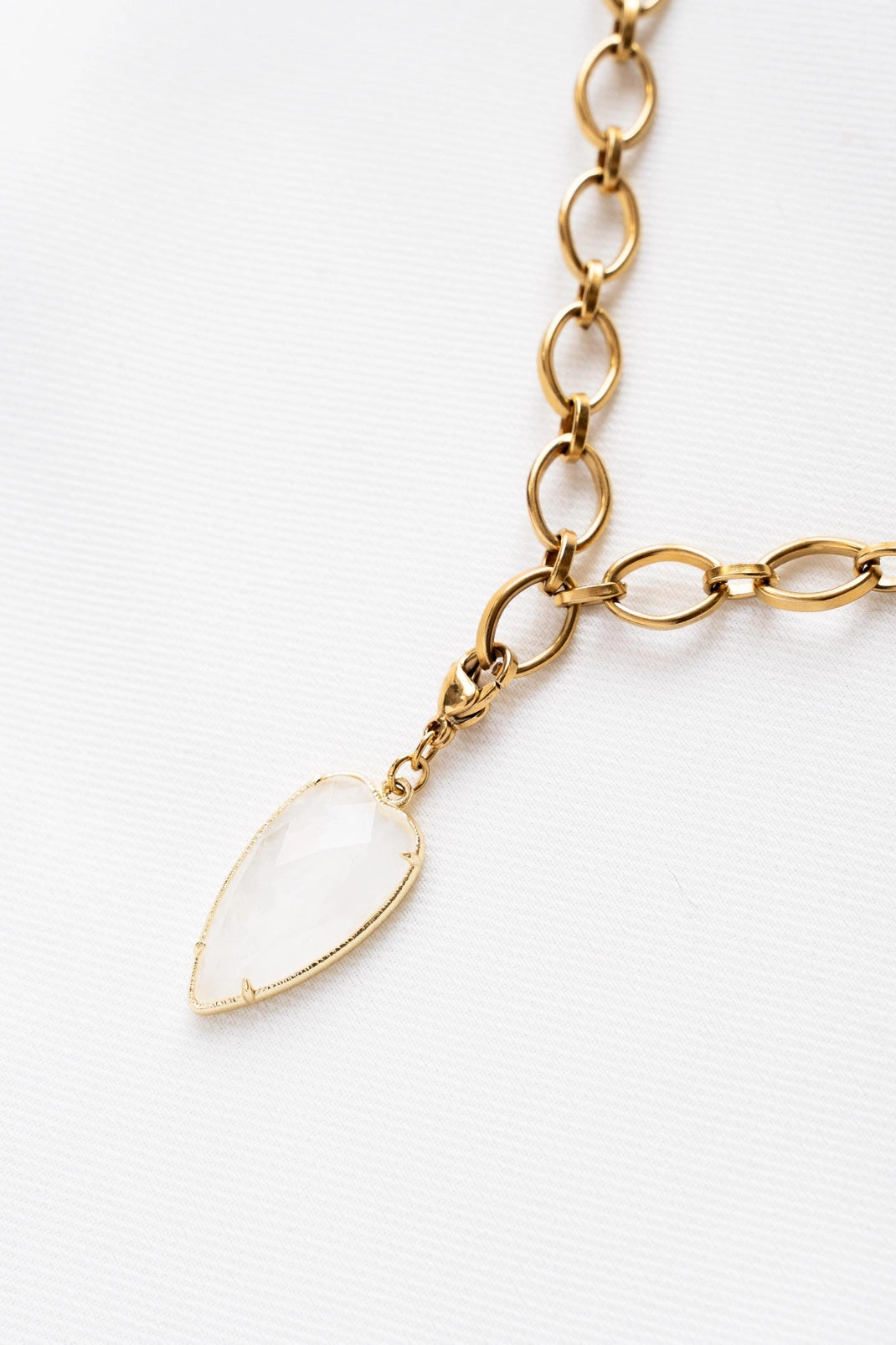 Halskette mit Bergkristall Anhänger – Edelstahl Kette mit austauschbarem Charm