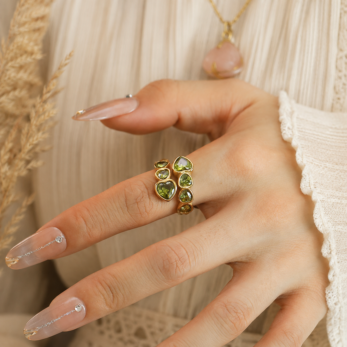 Heart Embrace Ring – Vergoldeter Herz Statement Ring