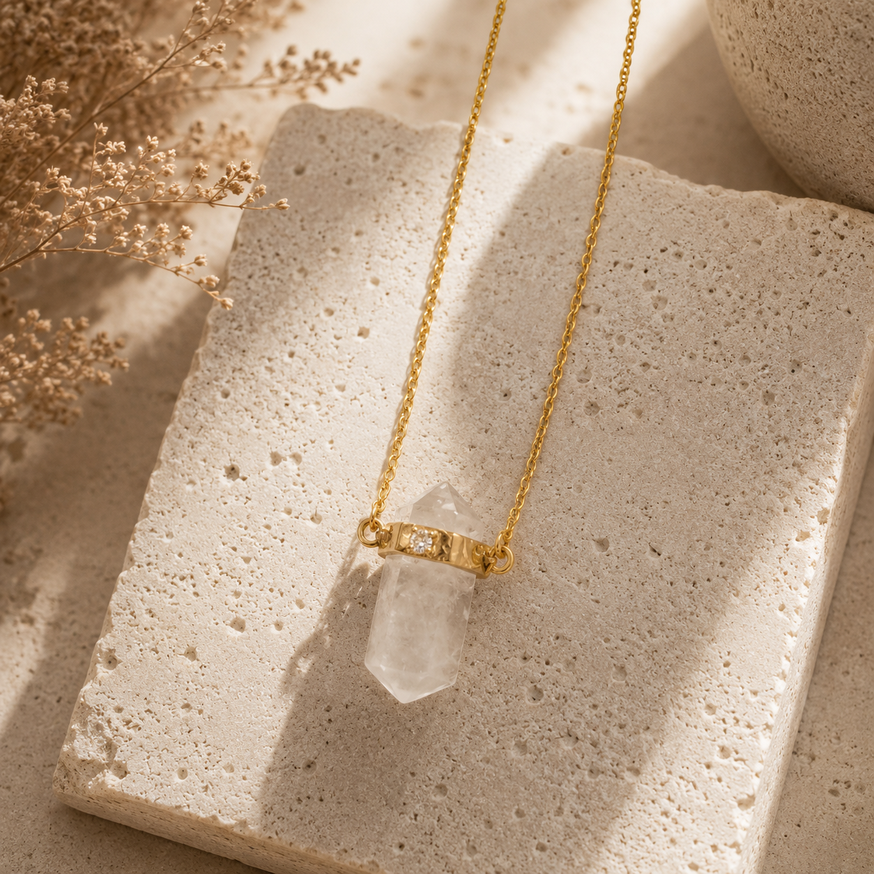 Bergkristall Prisma Halskette – Elegante Edelsteinkette für Klarheit
