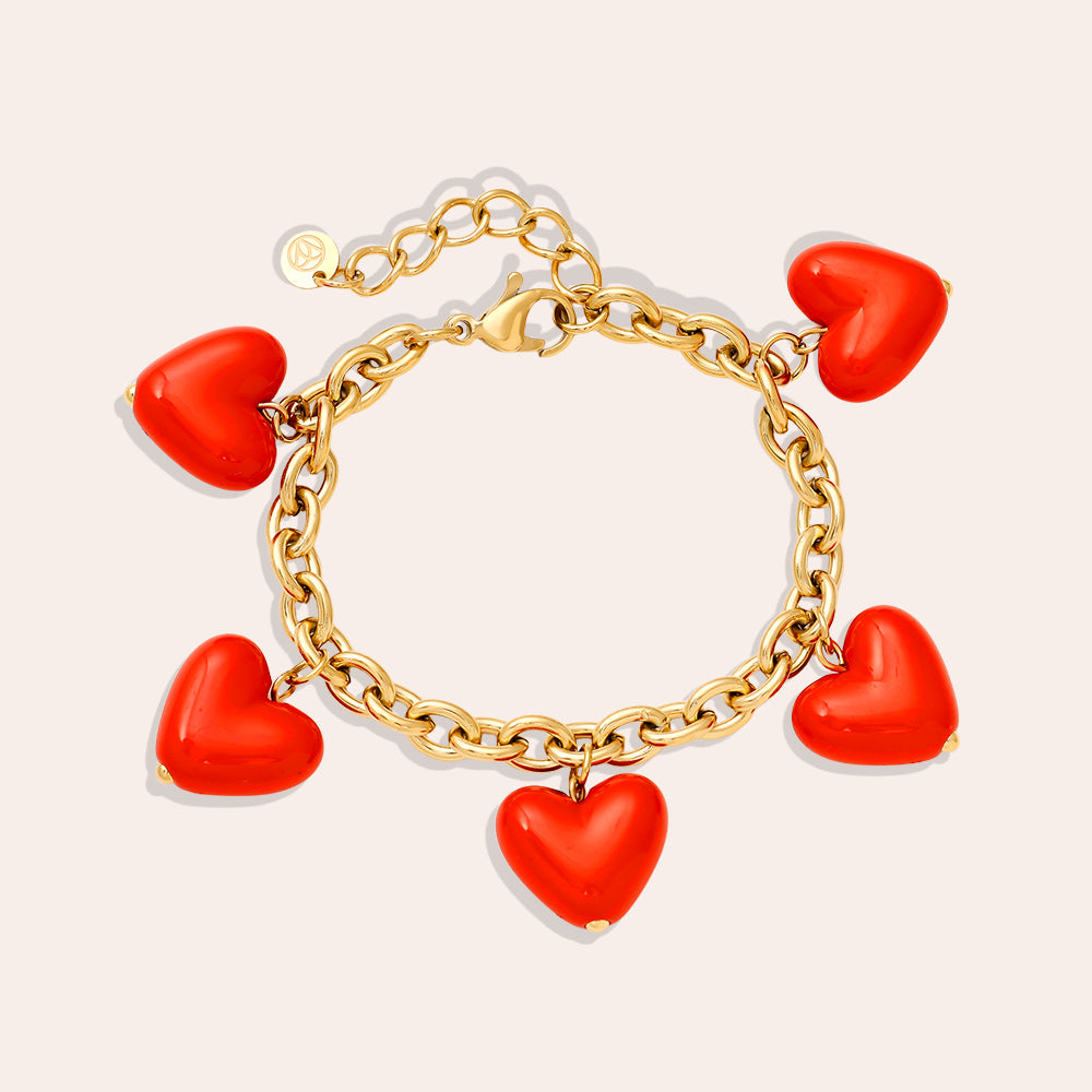 Red Hearts Charm Armband aus Edelstahl – Vergoldet | Statement-Armband