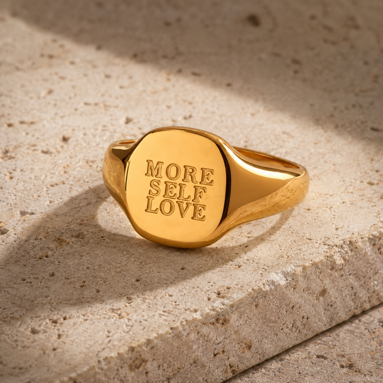 More Selflove Ring – Goldener Edelstahl Ring