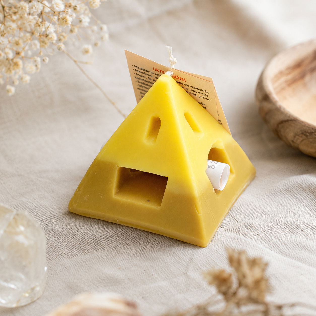 Pyramide der Wünsche – Handgemachte Ritualkerze