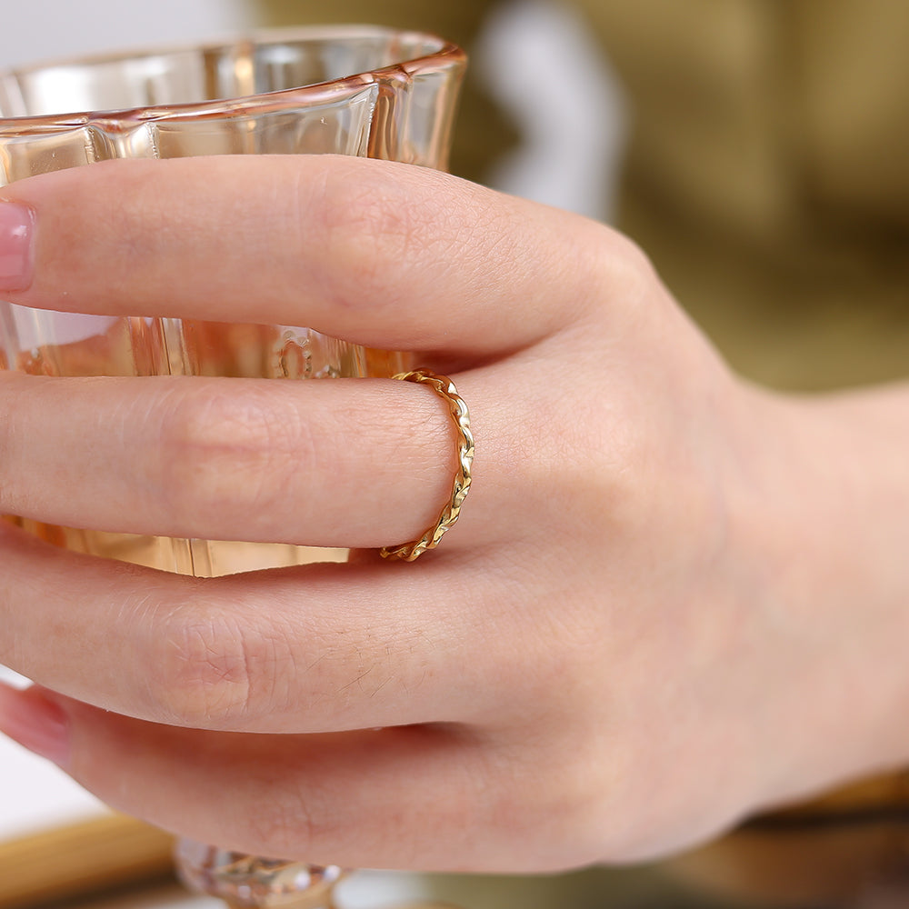 Satin Ring