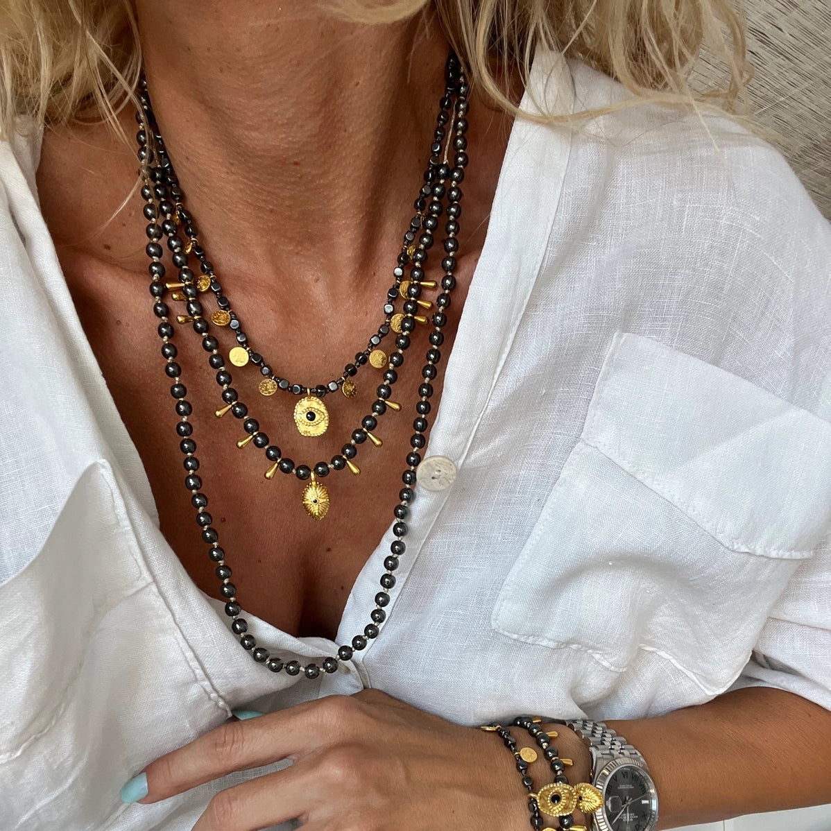 Hämatit-Halskette „Artemis“ mit antiken Charms