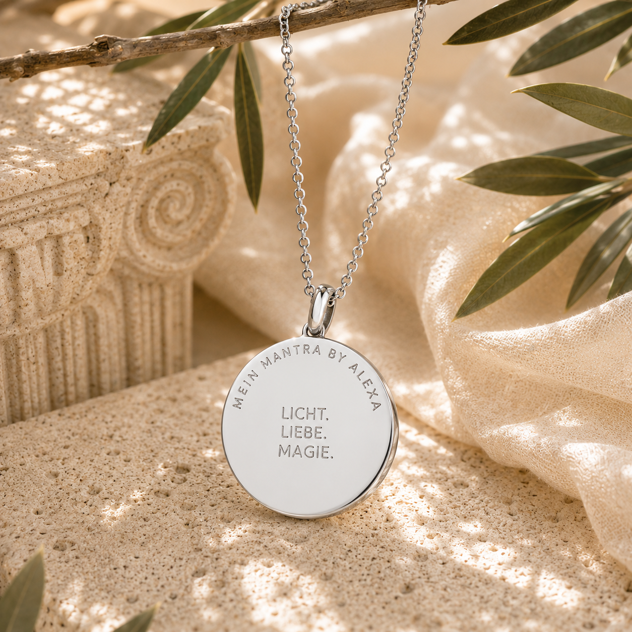 Mandala Kette „Licht. Liebe. Magie.“ | Edelstahl Halskette Gold & Silber | Mein Mantra