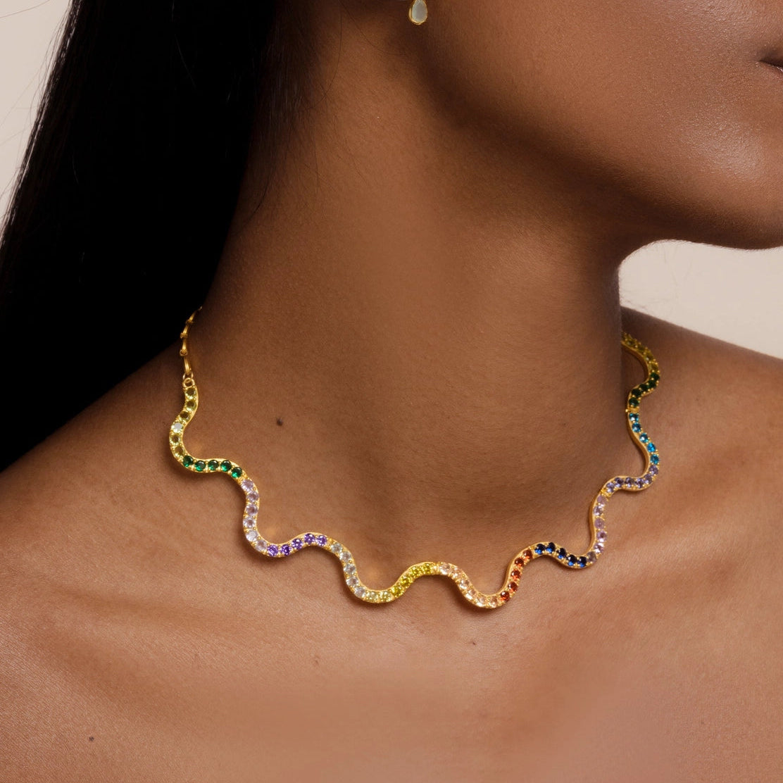 Curve Edelstein-Kette – 22k Gold Plated mit farbigen Edelsteinen