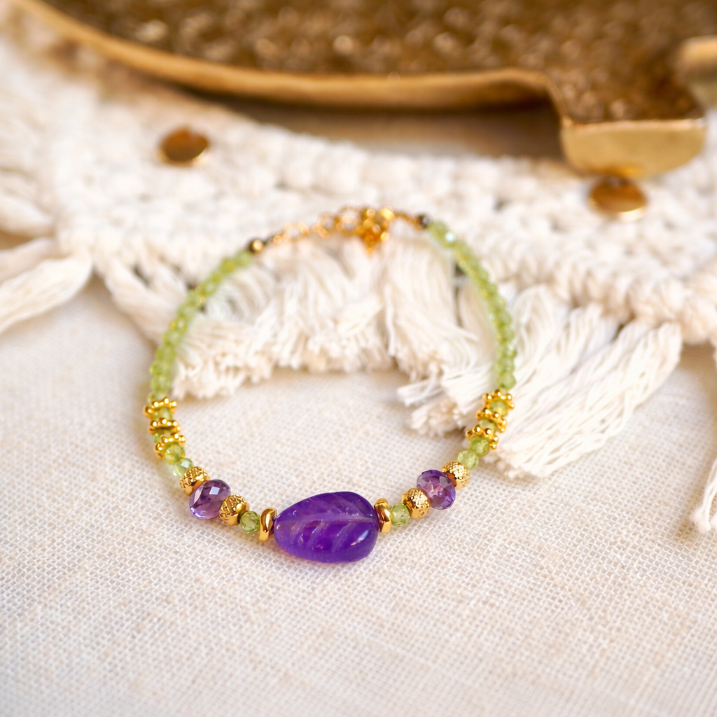 Armband aus Peridot und Amethyst