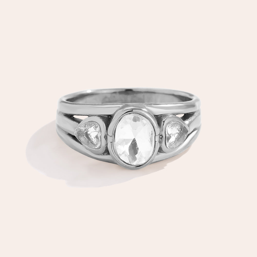 Vintage Oval Diamond Ring - Gr. 56
