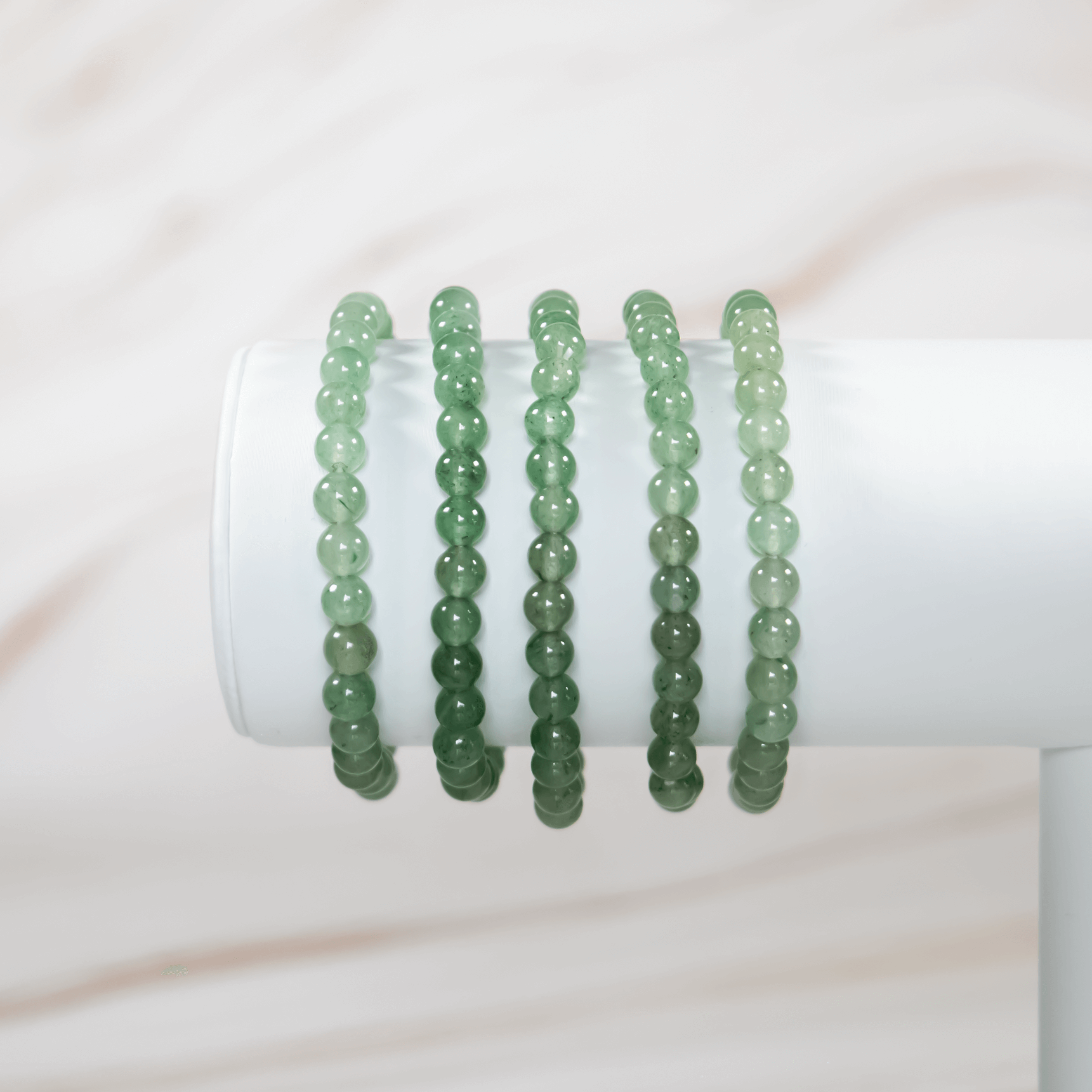 Grüner Aventurin Edelstein Armband Schmuck Kristallschmuck steht für Geborgenheit Chancen Glück Heilung Positiv Erneuerung Fülle Onlineshop Kristall Annurah Deutschland