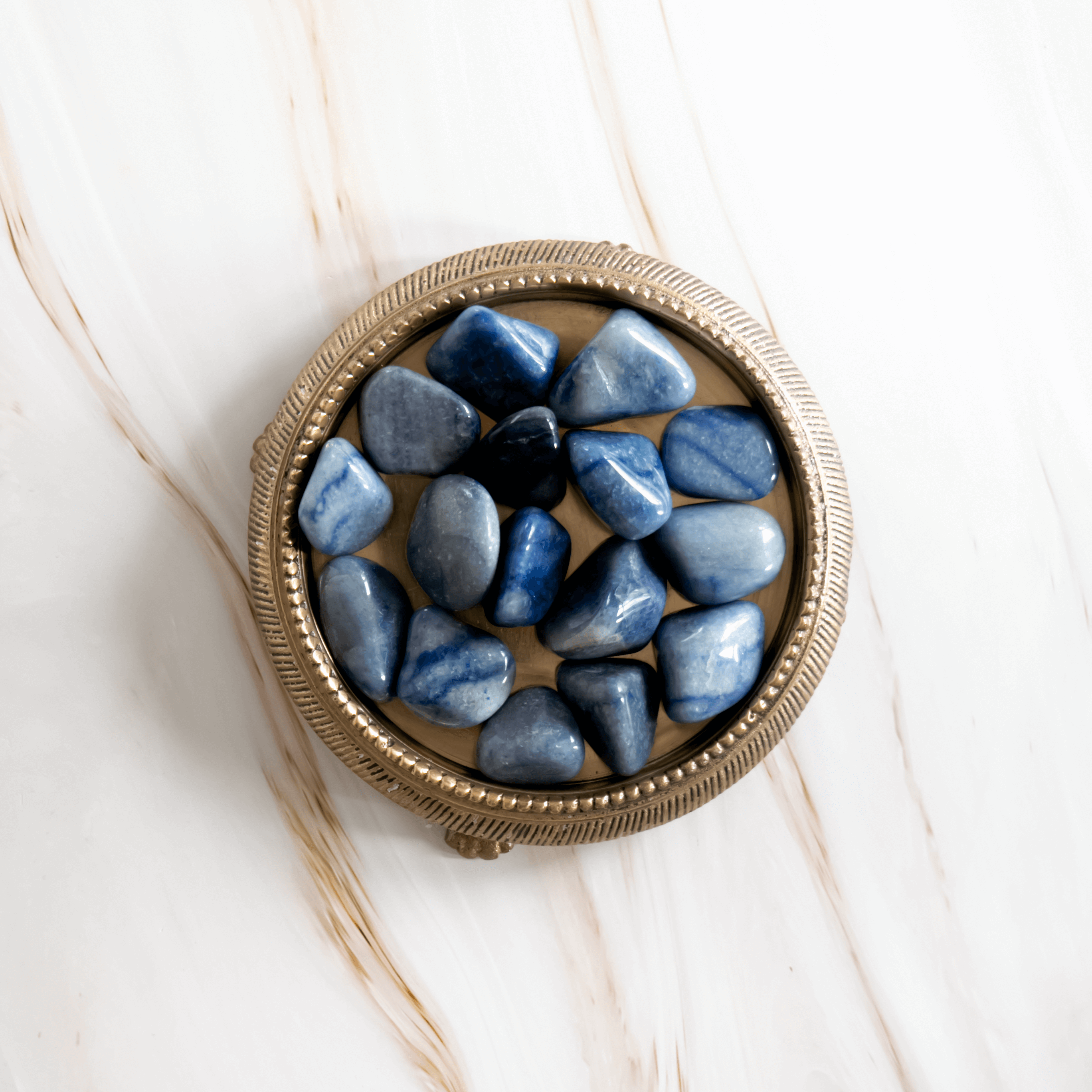 Blauquarz Blauer Aventurin Edelstein Trommelstein steht für Ehrgeiz Optimismus Mut Motivation Saphirquarz Onlineshop Annurah Deutschland