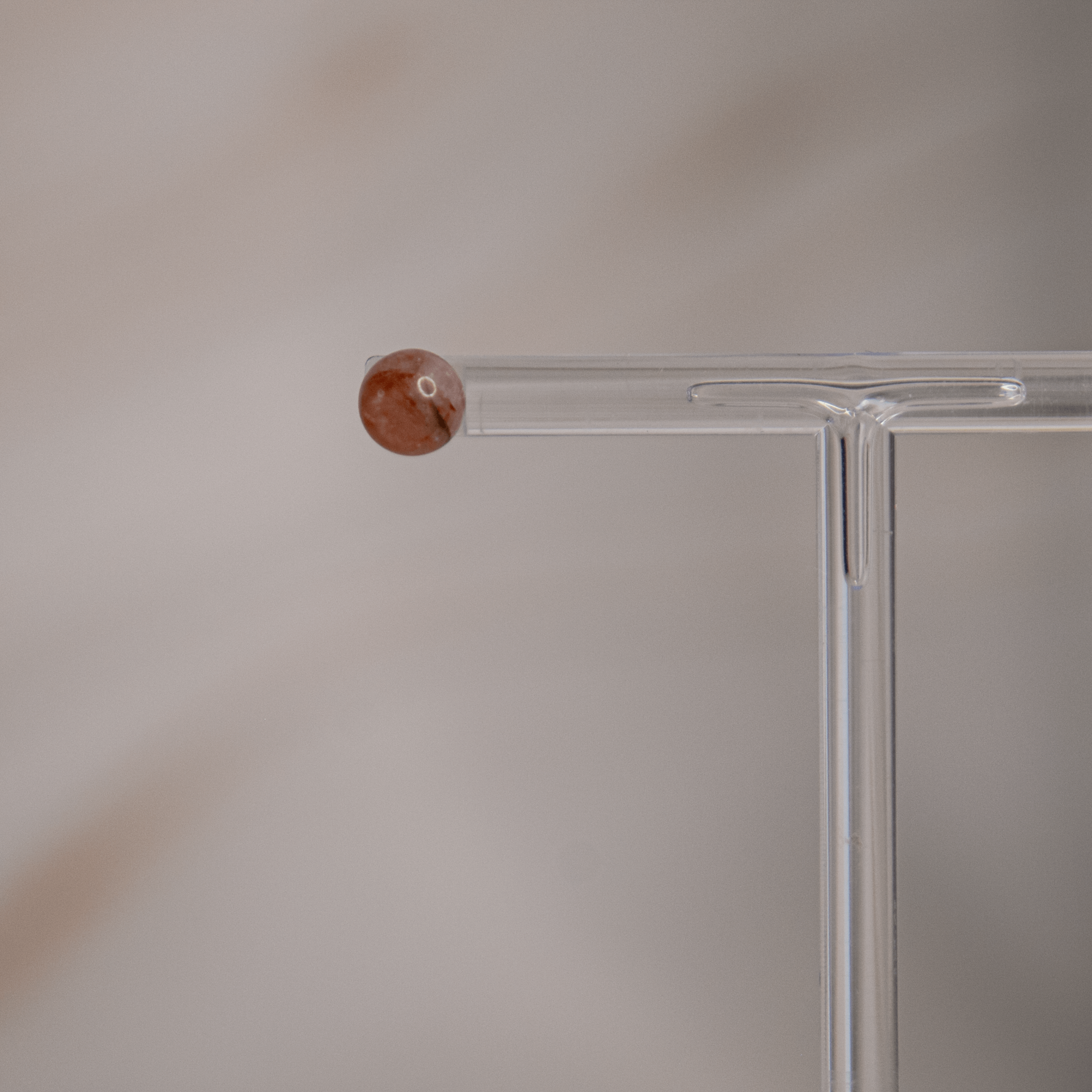 Hämatit Quarz Erdbeerquarz rot rosa Ohrringe Ohrstecker silber Kristall Schmuck Edelstein Heilstein Schutzstein Weiblichkeit Liebe Selbstvertrauen Feuerquarz Chakra Sternzeichen Energie