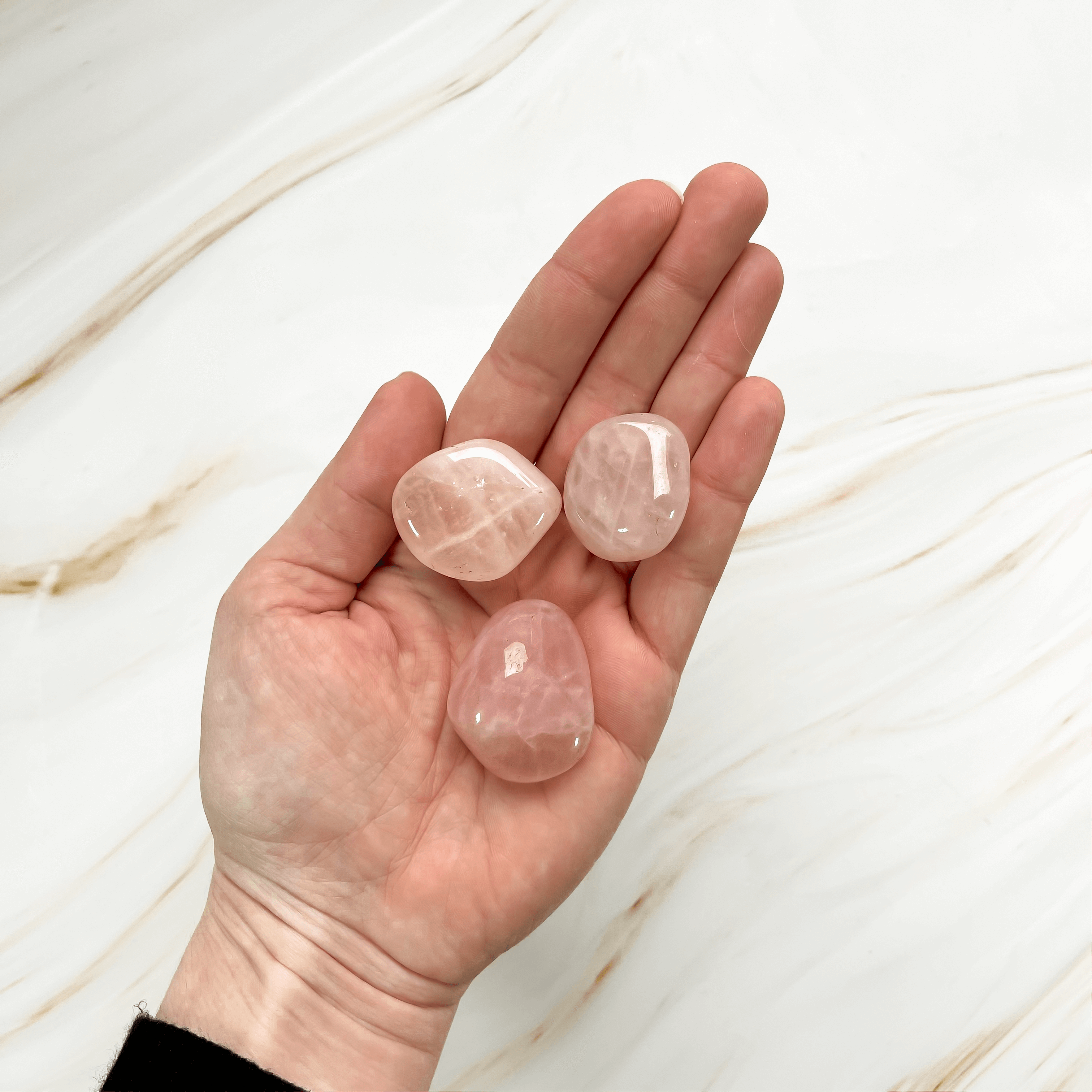 Rosenquarz Trommelstein rund poliert Wasserstein Edelsteinwasser Heilstein Liebesstein Wirkung Beschreibung