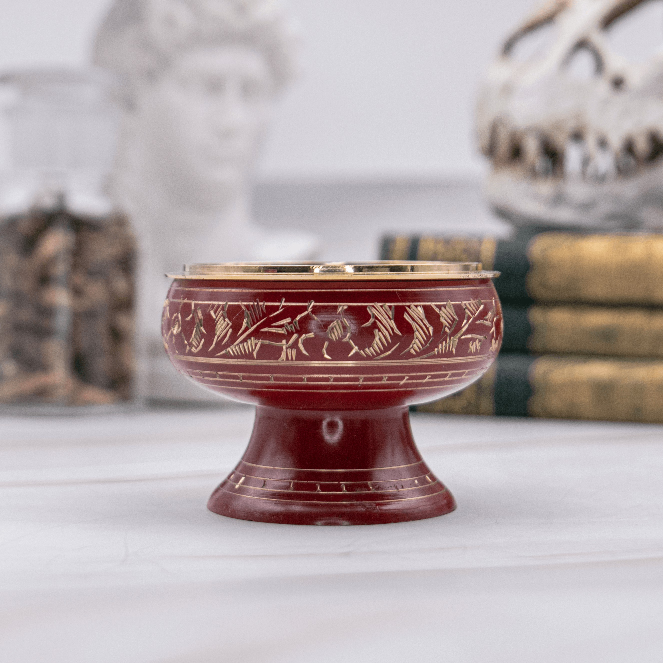 Räuchergefäß Räucherschale Räucherkessel Räuchern Messing Metall Gold Schwarz braun blau rot Rauhnächste Chakra Cleansing Reinigung Schutz Räucherstäbchen Rauch Rauchbomben Räuchermischung Räucherkohle Annurah deutscher Onlineshop Spiritualität Hexe Magie Esoterik