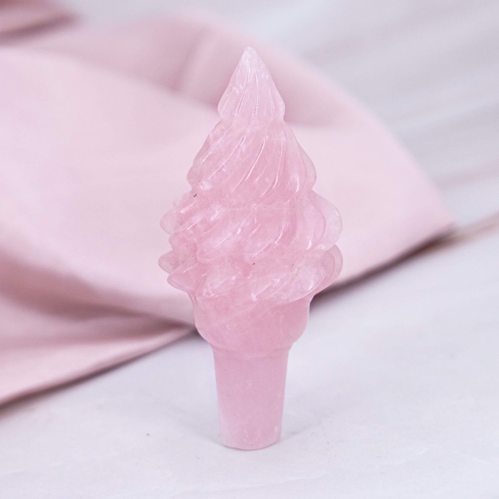 Rosenquarz Eis Eisbecher Sommer Strand Meer Softeis Carving Kristalle Heilsteine Schutzsteine Edelsteine Annurah deutscher Onlineshop rosa 