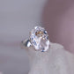 Bergkristall Clear Quarz Ring Schliff Prinzessin Verlobung klar Regenbogen durchsichtig 925 Silber KrappenAnnurah deutscher Onlineshop Kristalle Heilsteine Edelsteine Schutzsteine Unterstützt: Heilung, Hellsichtigkeit, Spiritualität, Kraft Geburts- & Glücksstein für den: 23. Juli | August Sternzeichen: Löwe, Steinbock Chakra: Kronenchakra Erzengel: Metatron Planet: Venus