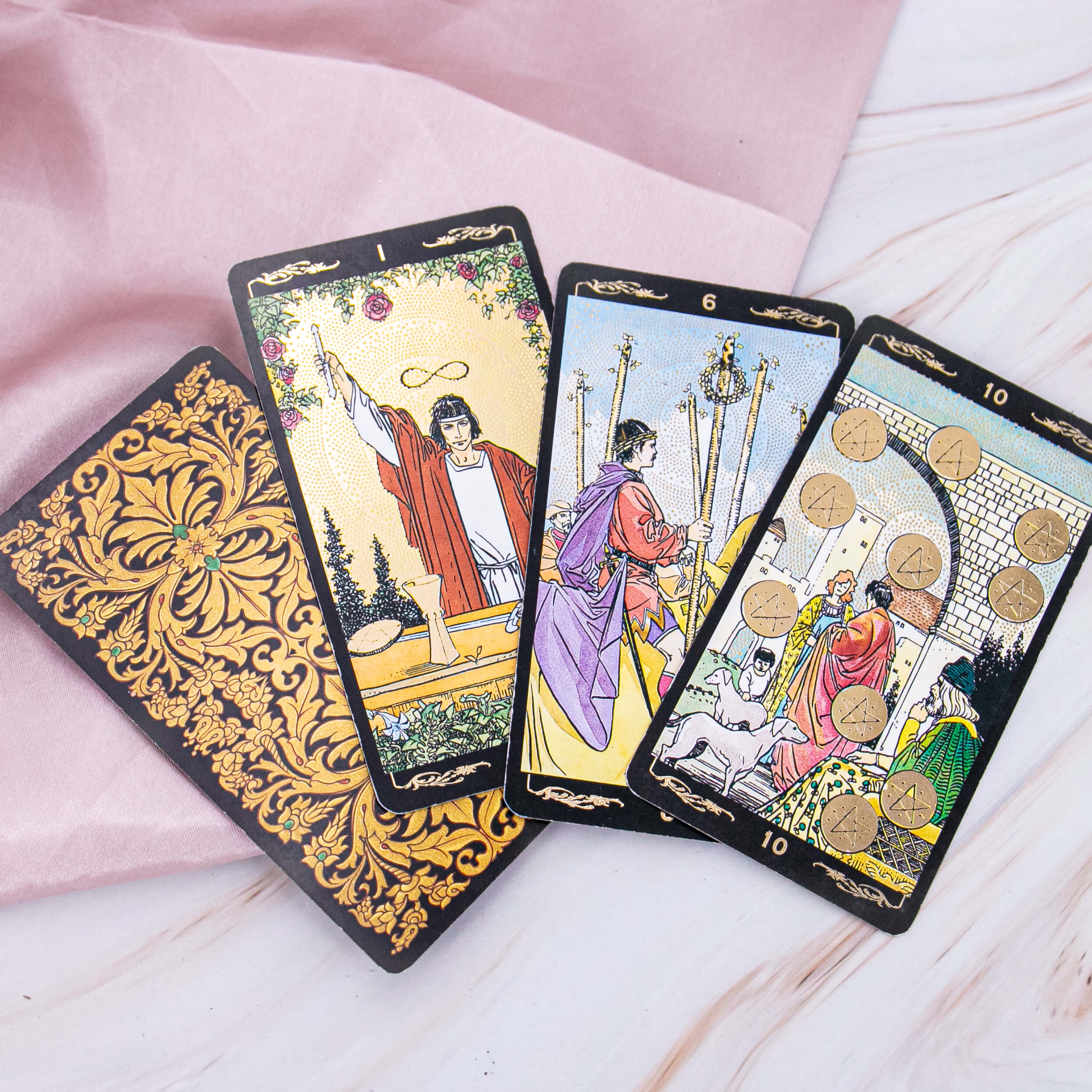 Golden Universal Tarot