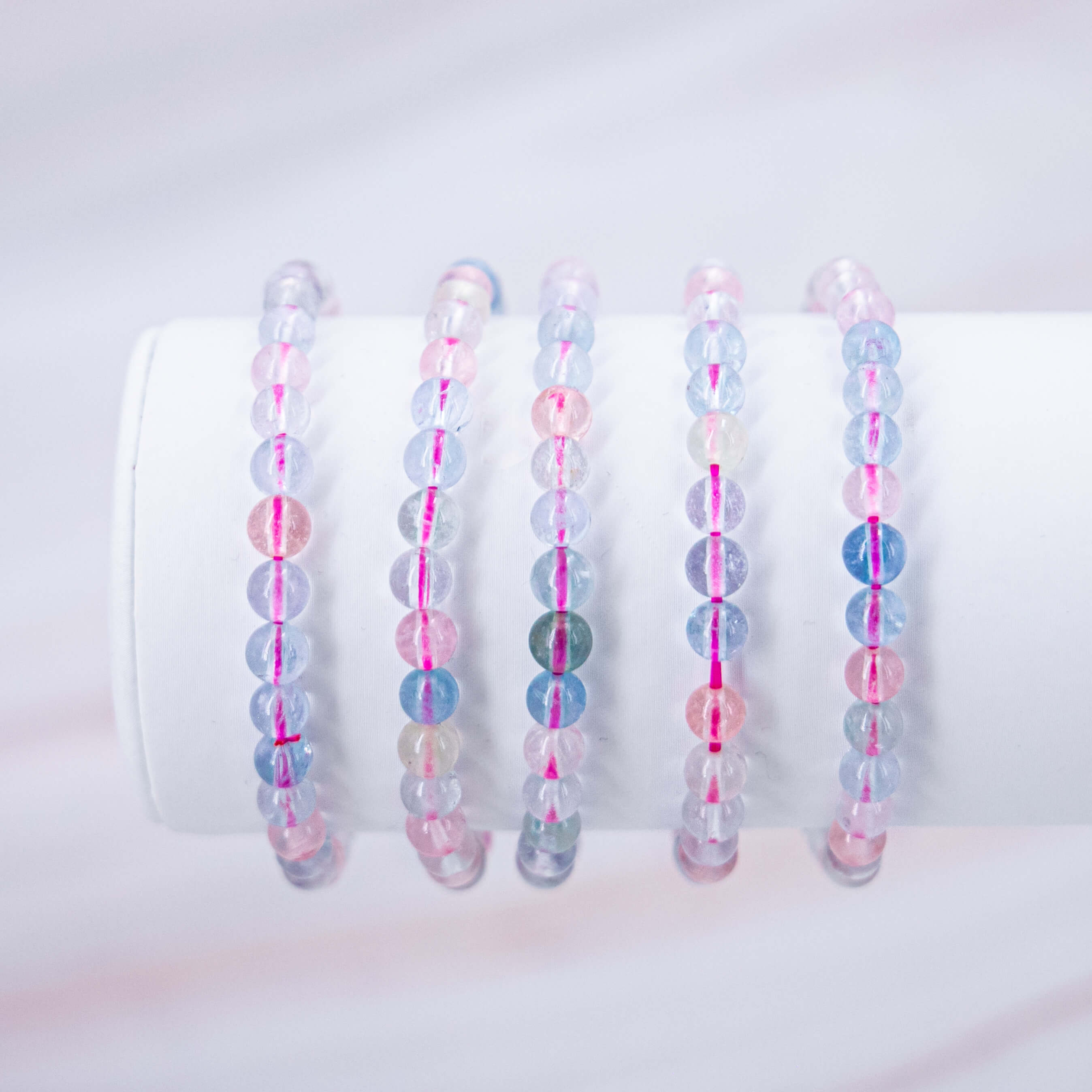 Armband Perlen Perlenarmband Stretch Stretcharmband Kugelarmband Kugel Kristalle Edelsteine Heilsteine Schutzsteine Annurah deutscher Onlineshop 4 6 8 mm Perlen Morganit rosa Liebe Selbstliebe pink blau 