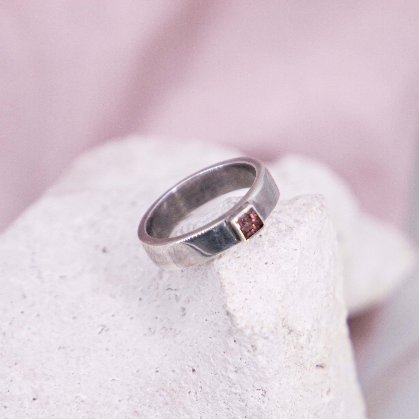 Pinker Turmalin Ring Gr. 53