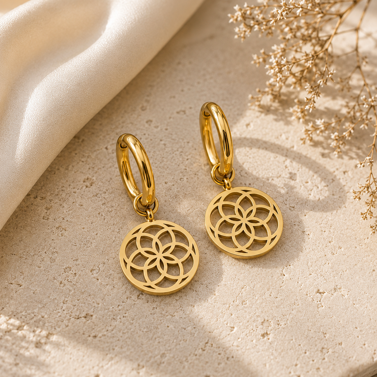 Blume des Lebens Hoop-Ohrringe mit Charms aus Edelstahl | Mein Mantra