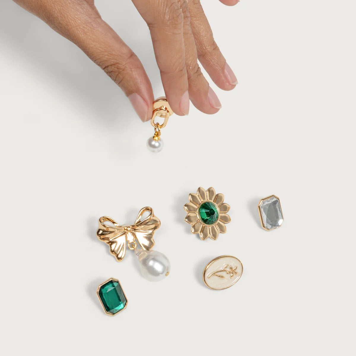 Kitsch Pop Charms in Vintage Smaragd – Personalisiere deine Haarklammer