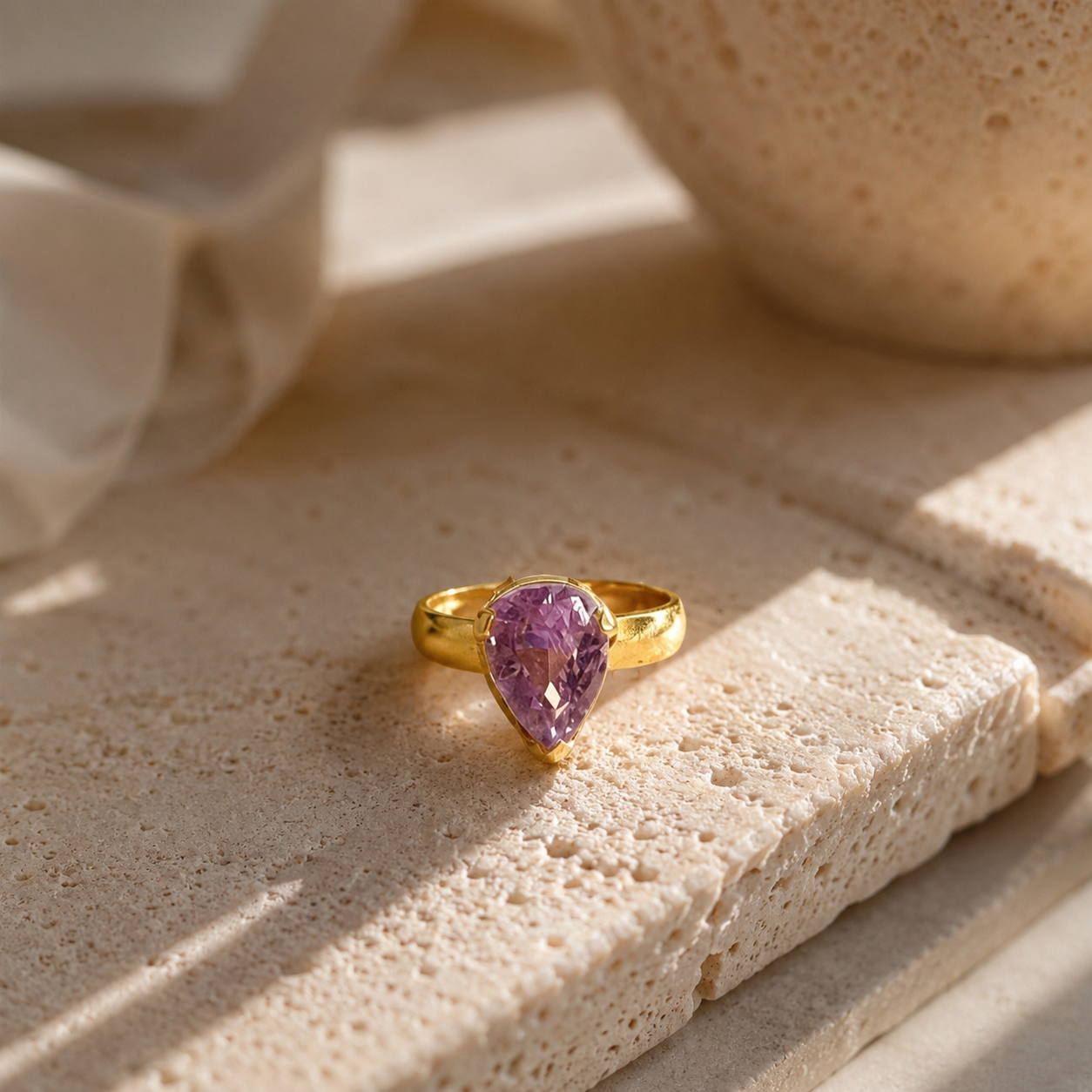 Kunzit Ring aus 925 Sterling Silber vergoldet | Größe 54