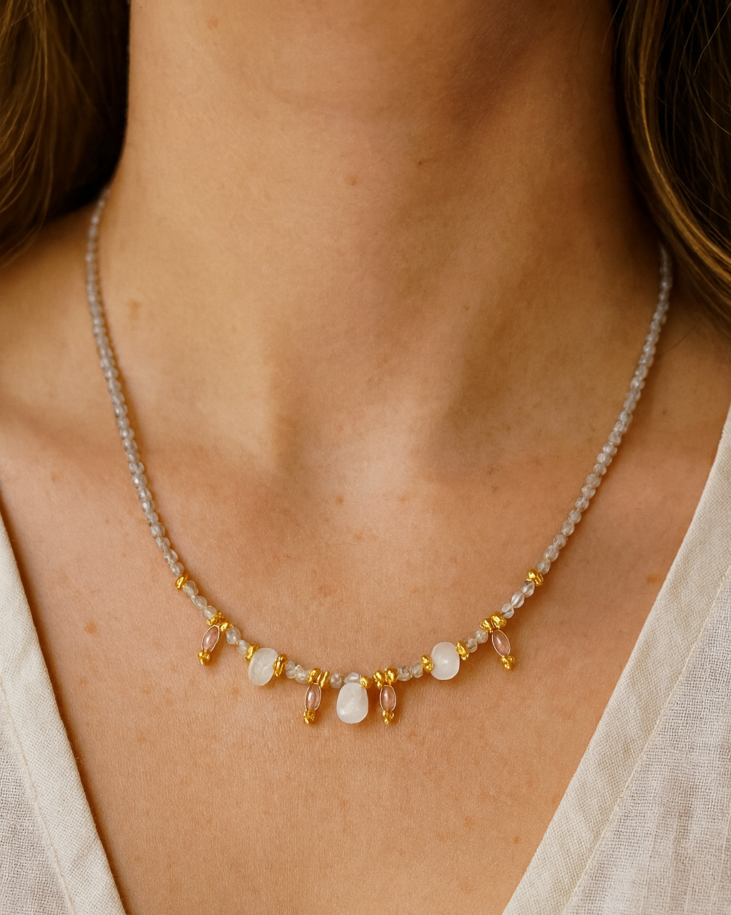 Aurelin Kette – Labradorit & Mondstein