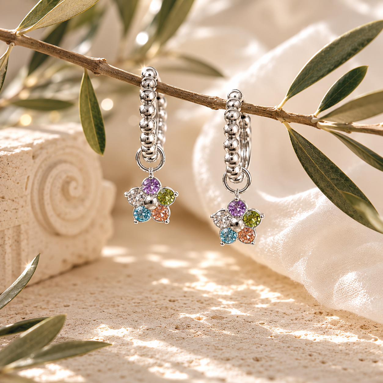 Bunte Blüten Charm Creolen mit CZ Zirkonia | 18K vergoldeter Edelstahl | Mein Mantra