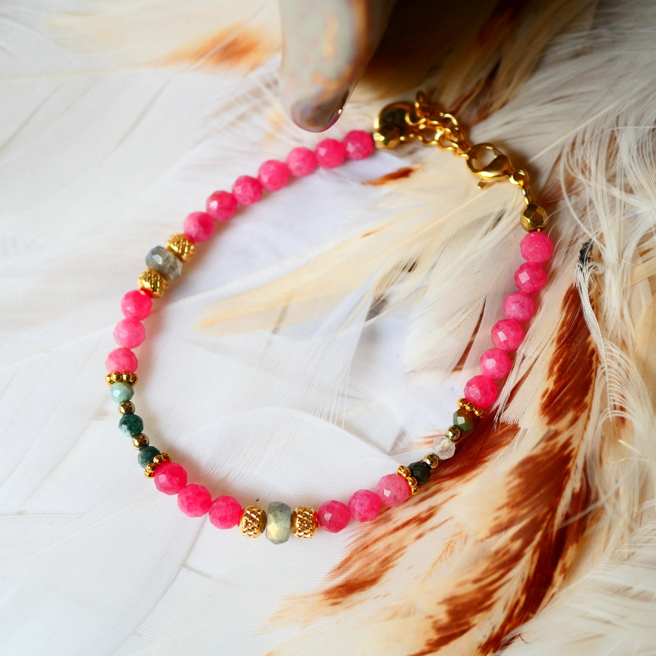 Sukoon Armband – Rhodonit, Moosachat & Labradorit