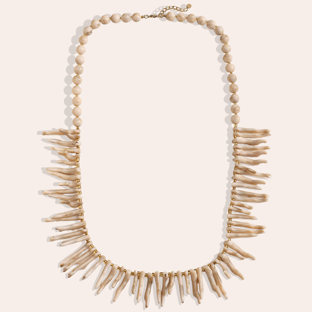 Korallen-Statement Halskette in Creme 🤍