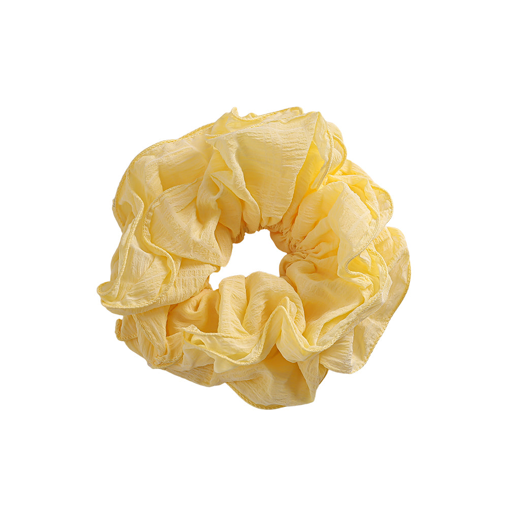 Sonnengelb Wolkenzauber Scrunchie – Strahlende Leichtigkeit mit extra Volumen