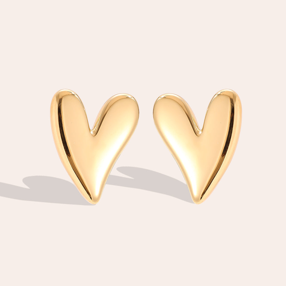 Golden Heart Statement Ohrrstecker – Große Herz-Ohrstecker in Gold