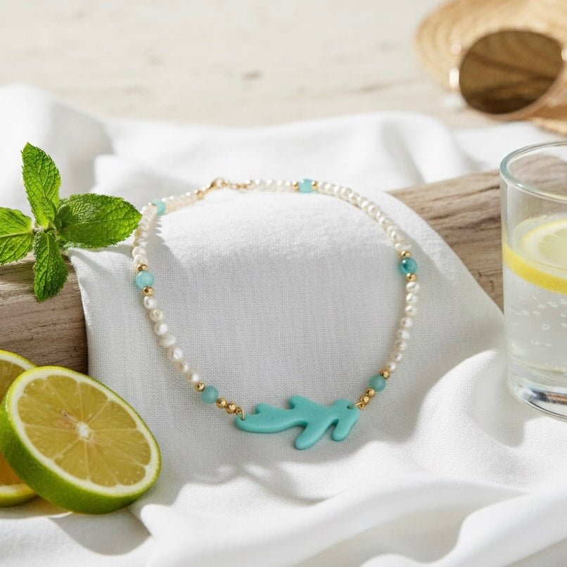 Aquamarin & Süßwasserperlen Halskette mit Korallen-Anhänger – 18k Gold – Handmade in Italy