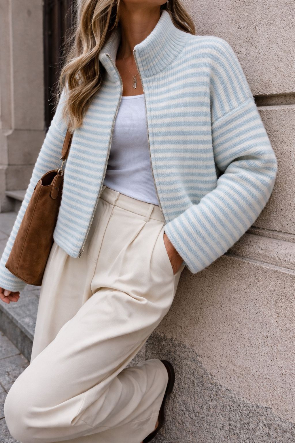 Hellblau gestreifte Zipper Strickjacke